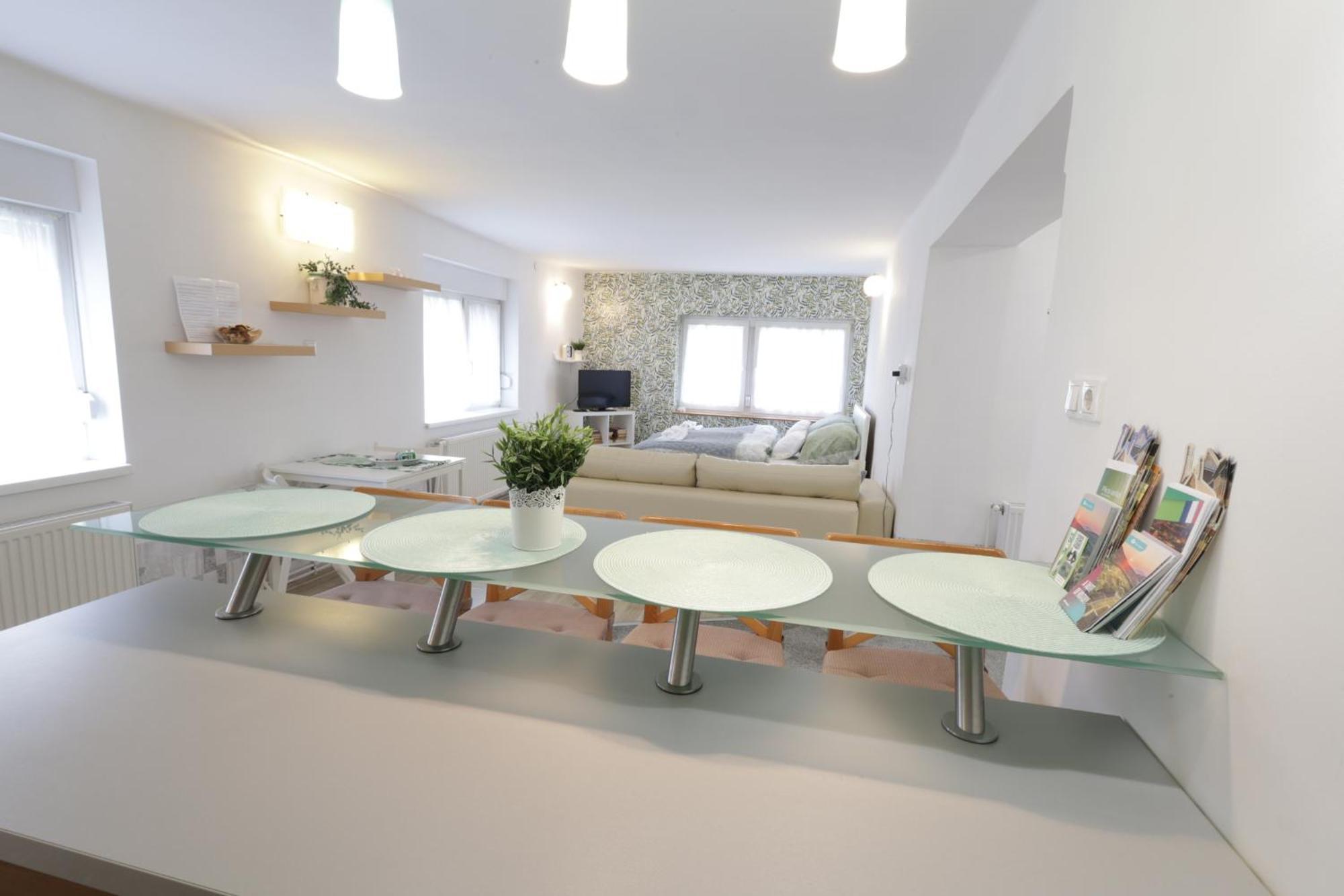 Stardust Apartman Pécs Kültér fotó